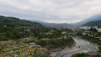 Restorant FAMILJARI Permet