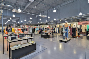 Photo n°27 de Galeries Lafayette Outlet Coquelles à Coquelles (Magasin de vêtements pour femmes)