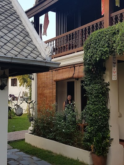 Photos of Le Bougainvillier