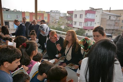 T.C. OĞUZELİ BELEDİYE BAŞKANLIĞI - PROF.DR.AZİZ SANCAR KÜTÜPHANESİ