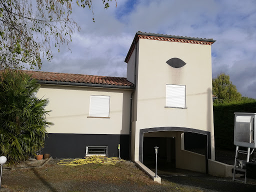 Photo de Pierre Noziere - Artisan Couvreur / Maçon à Terrasson-Lavilledieu (24120)