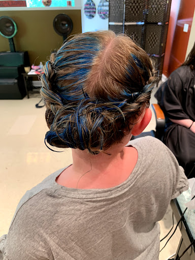 Steel Magnolia Hair and Nail Salon - Thumbnail