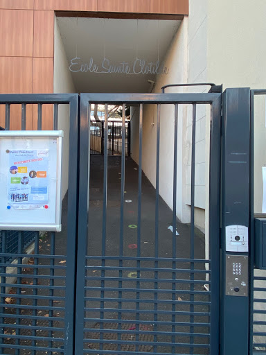 School Group Ste Clotilde - Thumbnail