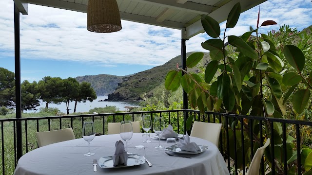 Cala Joncols - Hotel - Restaurante - Chiringuito