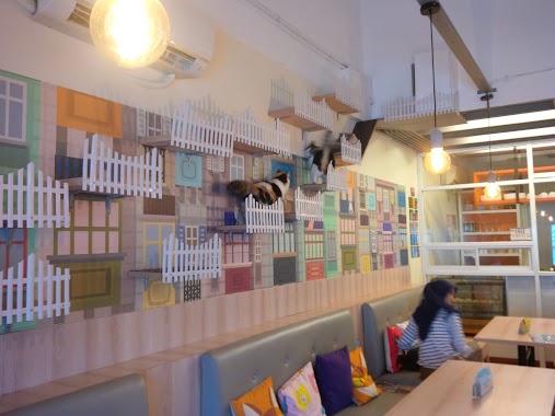 Kopi Cat Cafe By Groovy, Author: Ratih Christiary