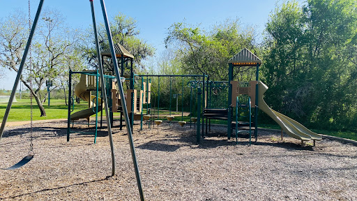 Camp Sienna - Visual