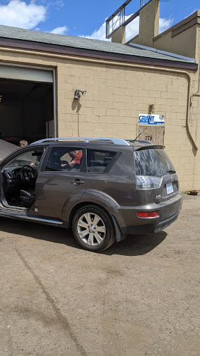 Grant Auto - Visual