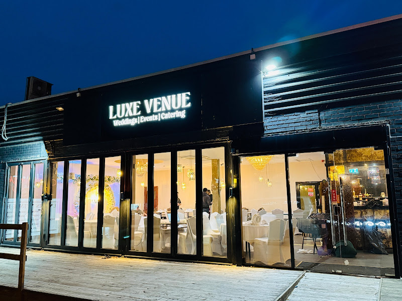 Luxe Venue asian wedding banqueting events wedding venue banqueting hall photo 2