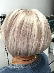 Photo n°4 de MC Coiffure à Carcès (Salon de coiffure)