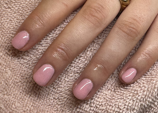 RM Nails - Visual