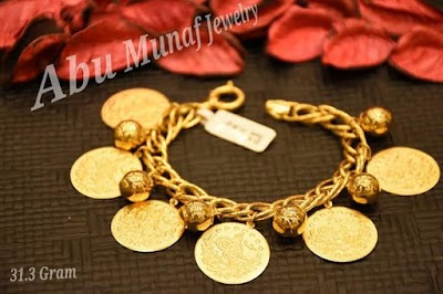 Photos of Abu Munaf gold jewelry
