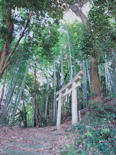 白山神社