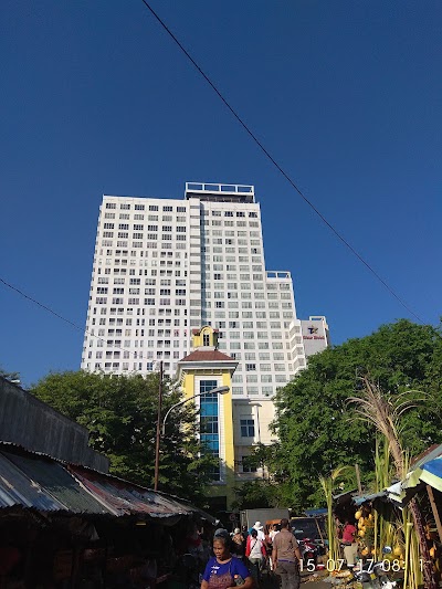 Photos of Metro Plaza