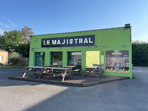 Photo n°19 de LE MAJISTRAL kebab-tacos-burger à Bouaye (Restauration rapide)