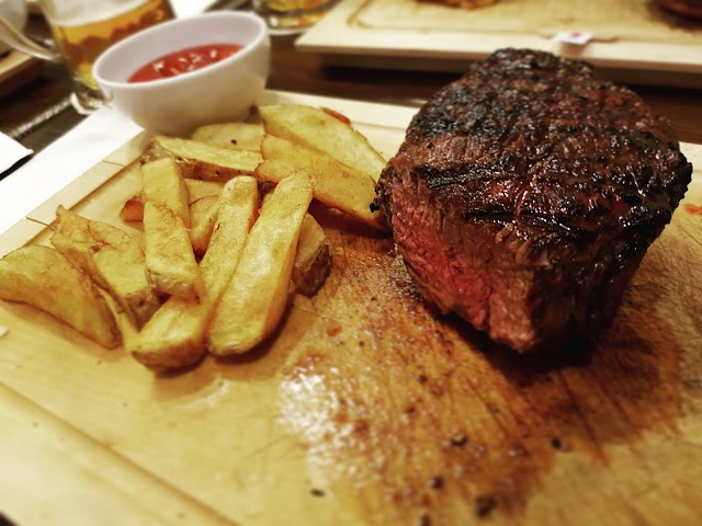 BEEF BAR