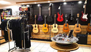 Photo n°2 de Rock'n Shop à Jussey (Magasin de musique)