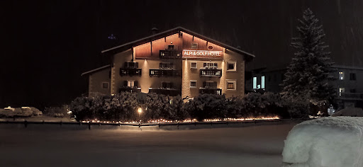 Hotel Alpi & Golf - Small British Alpine, Bormio