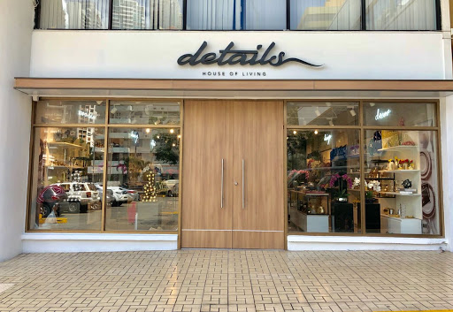 Details House of Living