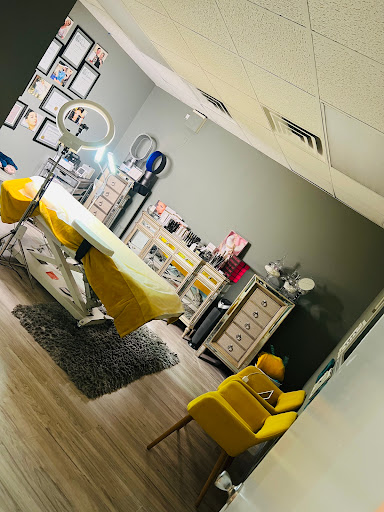 B'Lashed, LLC - Visual
