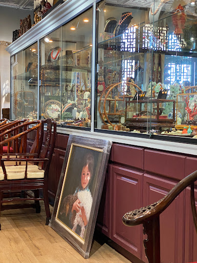 Rongbaozhu Antique & Jewelry 荣宝珠古董珠宝店 - Thumbnail