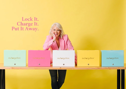 inchargebox - Visual