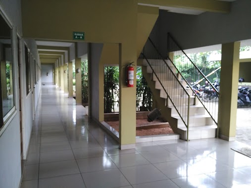 Pinus Hotel Bekasi, Author: yuswantoro aji