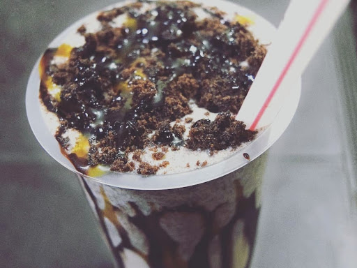 Brownie caramel shake post image