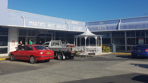 Martin's Bakery Ballina Logo