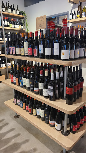 York Cellars - Wine and Spirits Store - Thumbnail