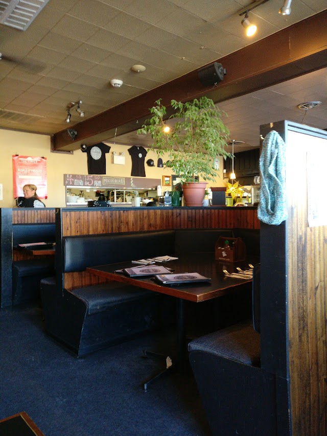 The Tipper Restaurant & Review Room