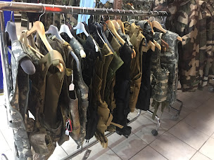 Photo n°23 de Stock Americain à Les Billaux (Magasin d'articles d'airsoft)