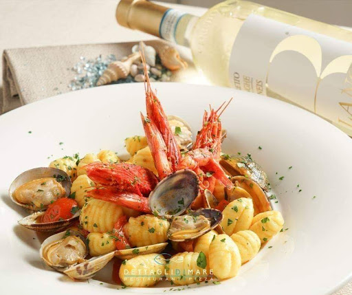 Dettagli di Mare Gallery - Italy