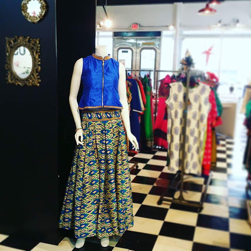 CLOSED - Lotus Desi Couture - Thumbnail