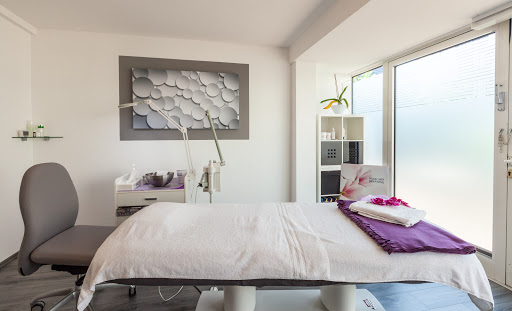 Beauty & Wellness Lounge Inh. Bianca Bahndorf - Thumbnail