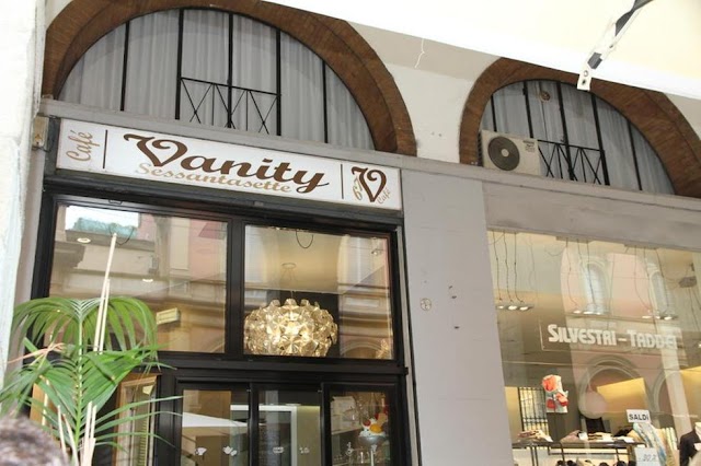 Cafe Vanity Sessantasette