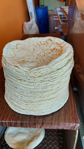 Tortilleria "ADE" Logo