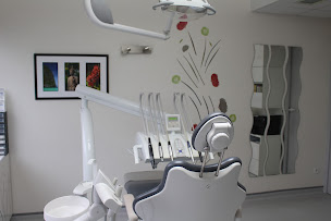 Photo n°4 de Dr HAUROU PATOU - Dentiste à Wambrechies (Parodontiste spécialiste des implants dentaires)