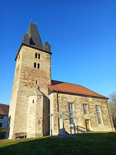Ev. Kirche Neuenbrunslar