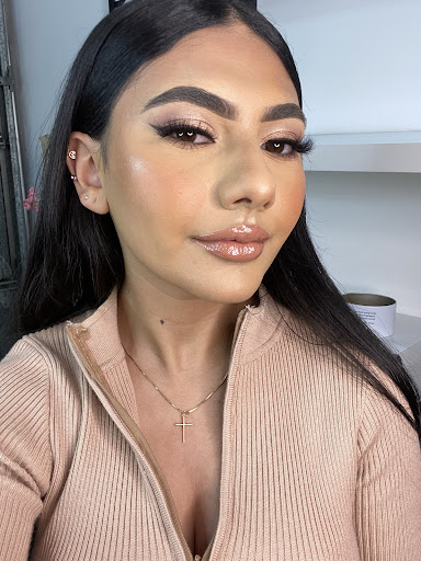 Dina Khouchaba Makeup - Thumbnail