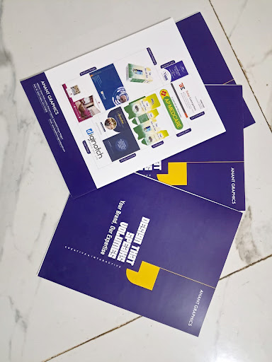 Brochure Printing in Nagpur – Make Your Brand Stand Out! 