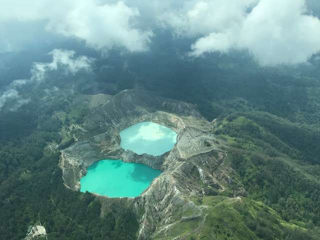 Kelimutu Lake