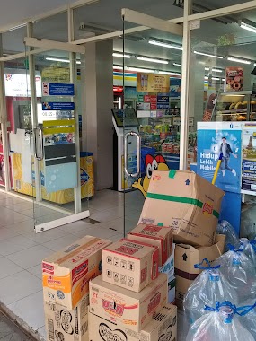 Indomaret Palem Raya. FGUL, Author: Didik Pratikno