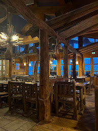 Photo n°70 de Restaurant La Bergerie - Terrasse ensoleillée à Val-Cenis (Bar lounge)