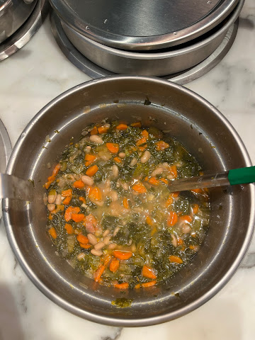 Chomps Élysées by null