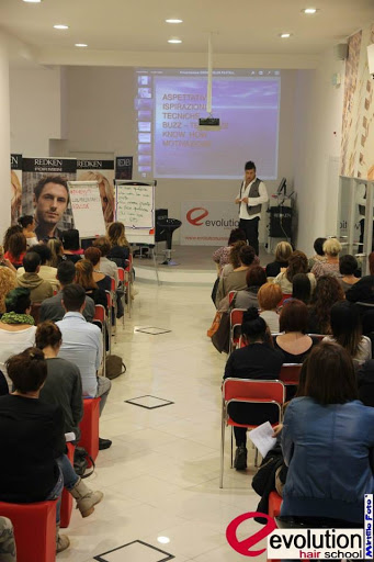 EVOLUTION HAIR SCHOOL - Visual