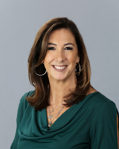 Dawn Rousseau, Real Estate Agent, Showcase Realty, Inc.