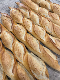 Photo n°18 de Boulangerie Pâtisserie Restauration Pierre Ramet. à Étaples (Sandwicherie)