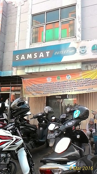 Photos of Outlet Samsat Cileungsi