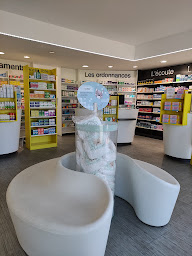 Photo n°2 de Pharmacie de Saint Aubin à Saint-Aubin-le-Cloud (Pharmacie)