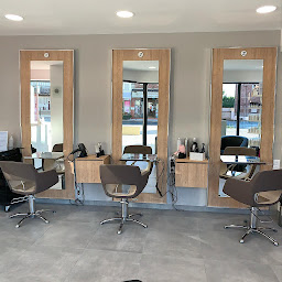 Photo n°1 de Confetti Coiffure à Montcornet (Salon de coiffure)